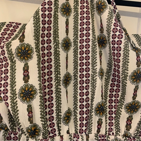 Printed halter neck jumpsuit - Picture 2 of 6